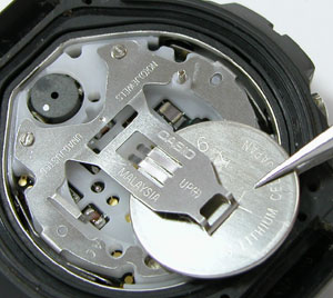 カシオ腕時計(CASIO)G-SHOCK/DW-6900/1289電池交換