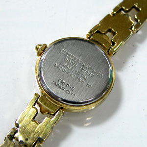 シチズン腕時計(CITIZEN)sylph-5420裏蓋