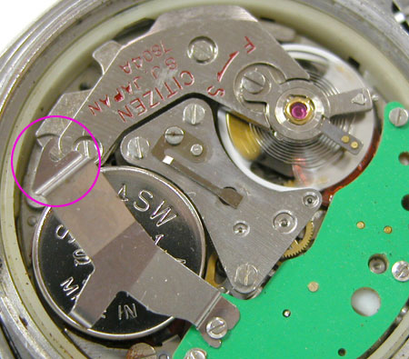 腕時計シチズンCOSMOTRON電子ウォッチ電池の外し方