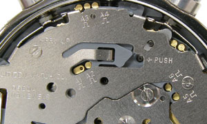CITIZEN腕時計（シチズン）クロスシー・メンズクロノ0560ムーブメント拡大