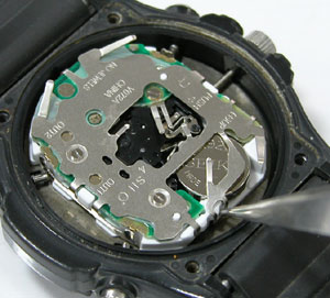 セイコー腕時計(SEIKO)アルバALBA/V072-0010電池外し