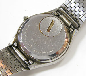 セイコー腕時計(SEIKO)キング・クォーツ0853-8005裏蓋