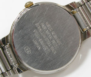 セイコー腕時計ALBAアーバンURBAN/V701-6950裏蓋