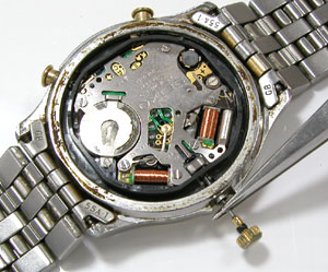 セイコー腕時計マルチファンクション8M11-6000T竜頭