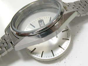 セイコー腕時計(SEIKO)ALBAアルバスタンダードY504-8010ムーブメント取り出し