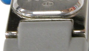 SEIKO腕時計（セイコー）ズッカV220開け口