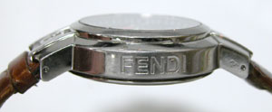 腕時計ベルト交換実践例/FENDI-Dバックルケースサイドロゴ